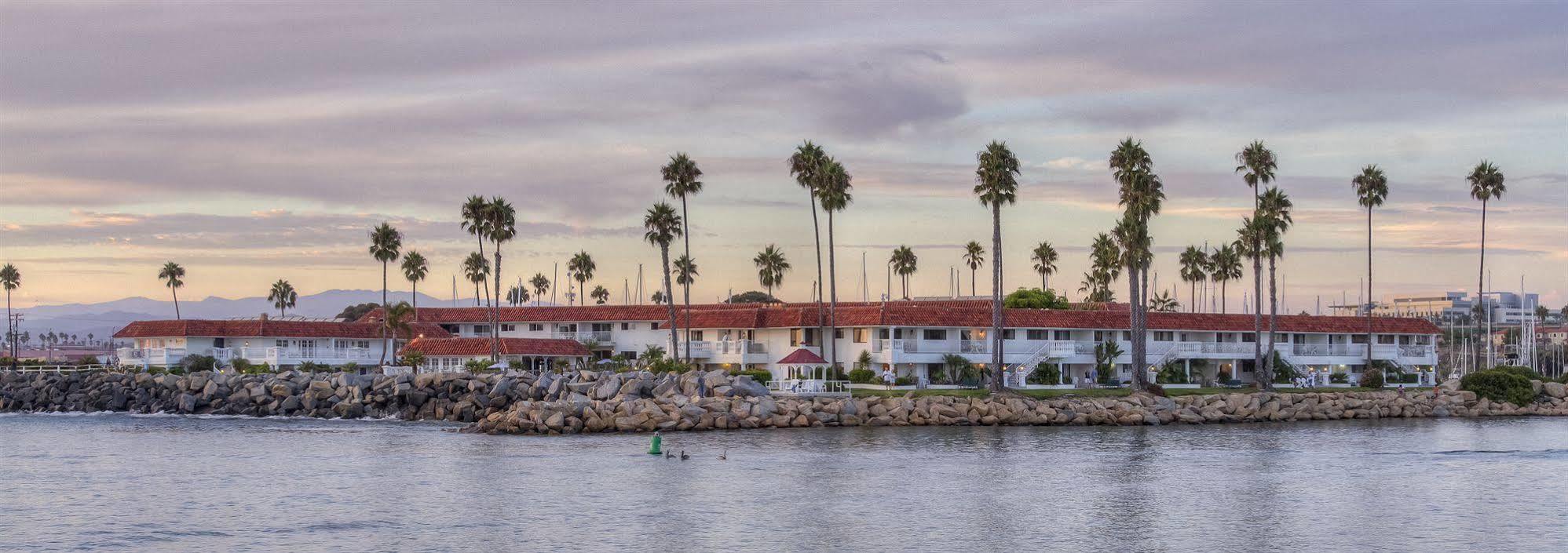 Oceanside Marina Suites - A Waterfront Hotel Exterior foto